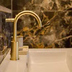 Liostasi Luxury