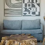 Liostasi Luxury Tragána