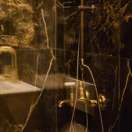 Liostasi Luxury Apartamento Tragána