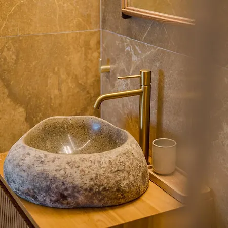 Liostasi Luxury *