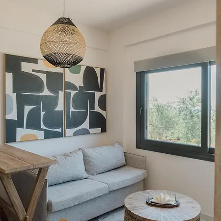 Liostasi Luxury Tragána