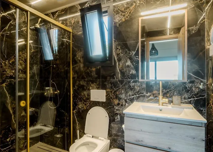 Liostasi Luxury Lejlighed *