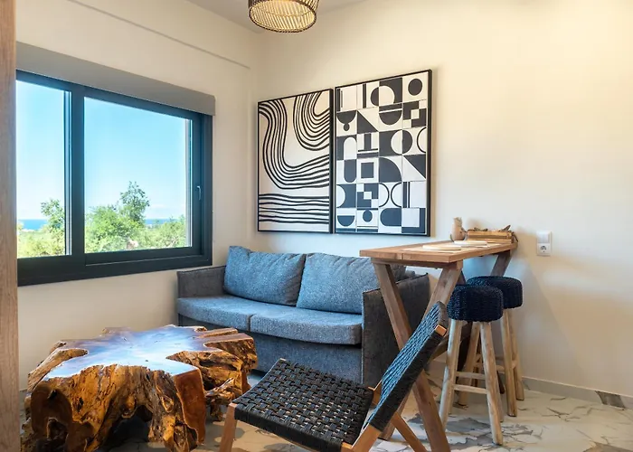 Liostasi Luxury Tragána