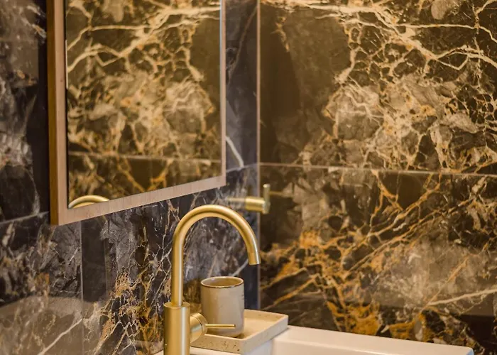 Liostasi Luxury Tragána