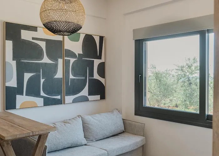 Liostasi Luxury Tragána