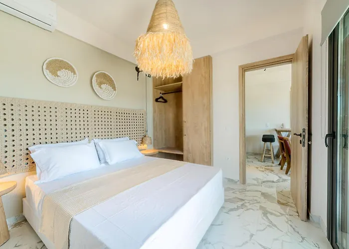 Liostasi Luxury * Tragána